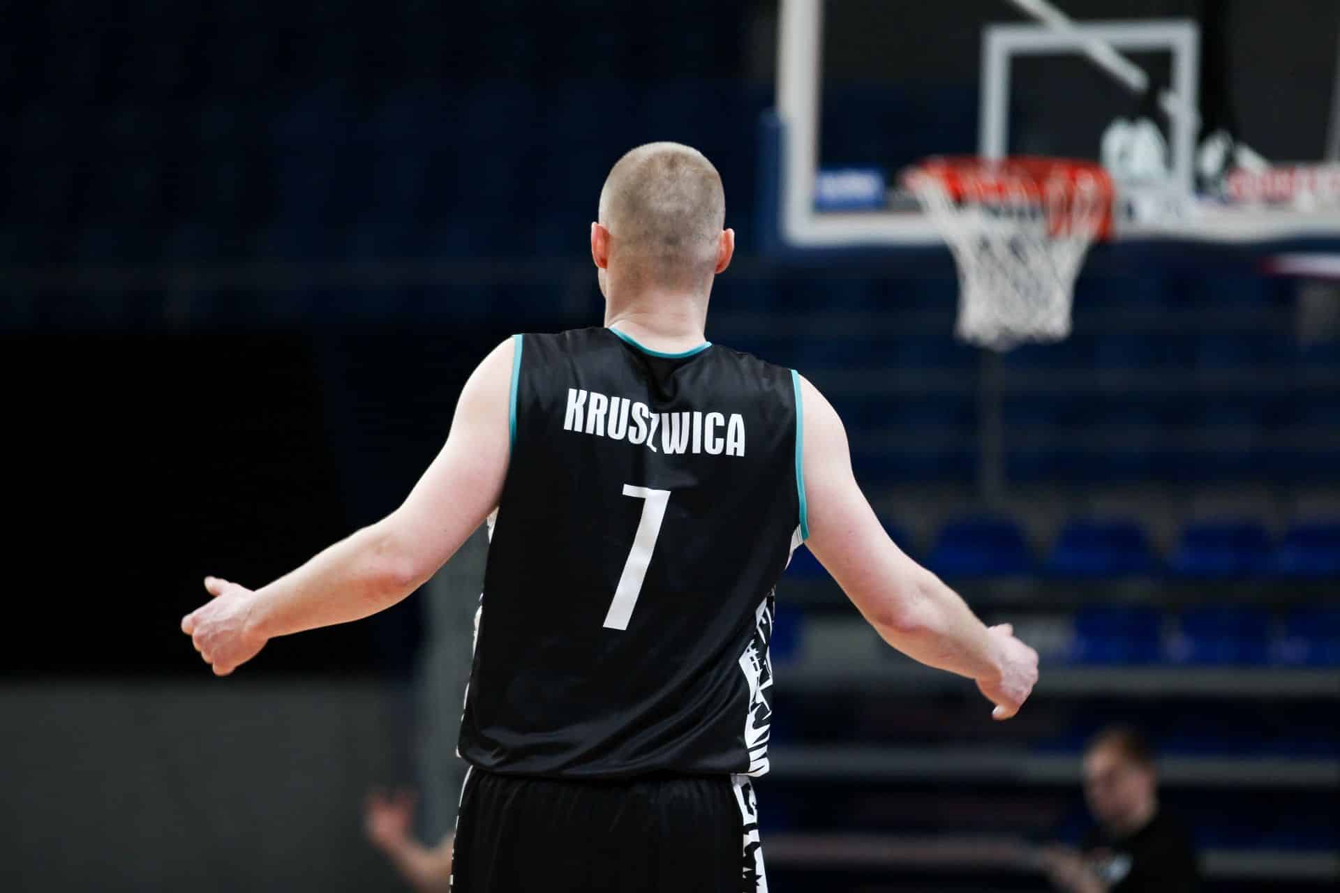 Basket 2010 Kruszwica zagra u siebie z MKK Gniezno. Czas na 25. kolejkę II ligi